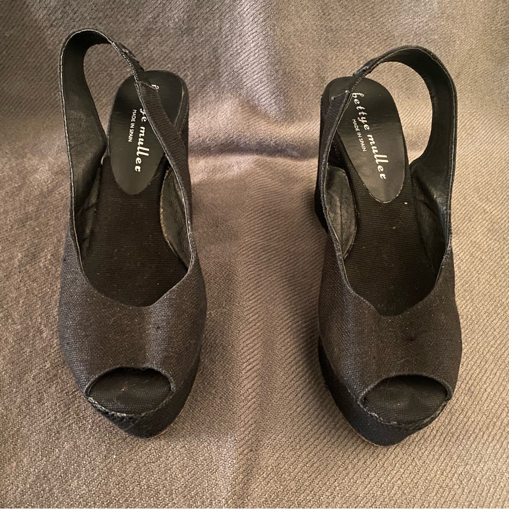 Bettye Muller Black Linen Slingback Wedge